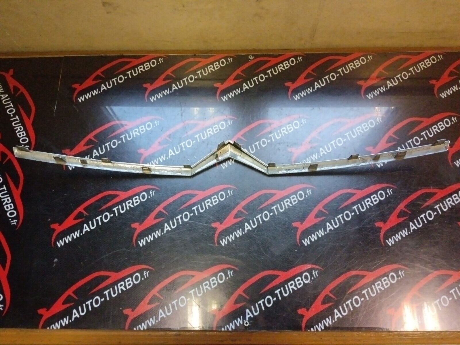 EMBLEME CITROEN C4 1 REFERENCE: 6845222