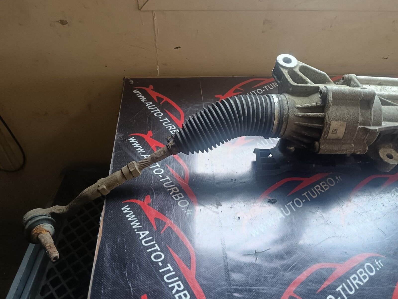 CREMAILLERE DE DIRECTION BMW 520 F10 REFERENCE: 6854145