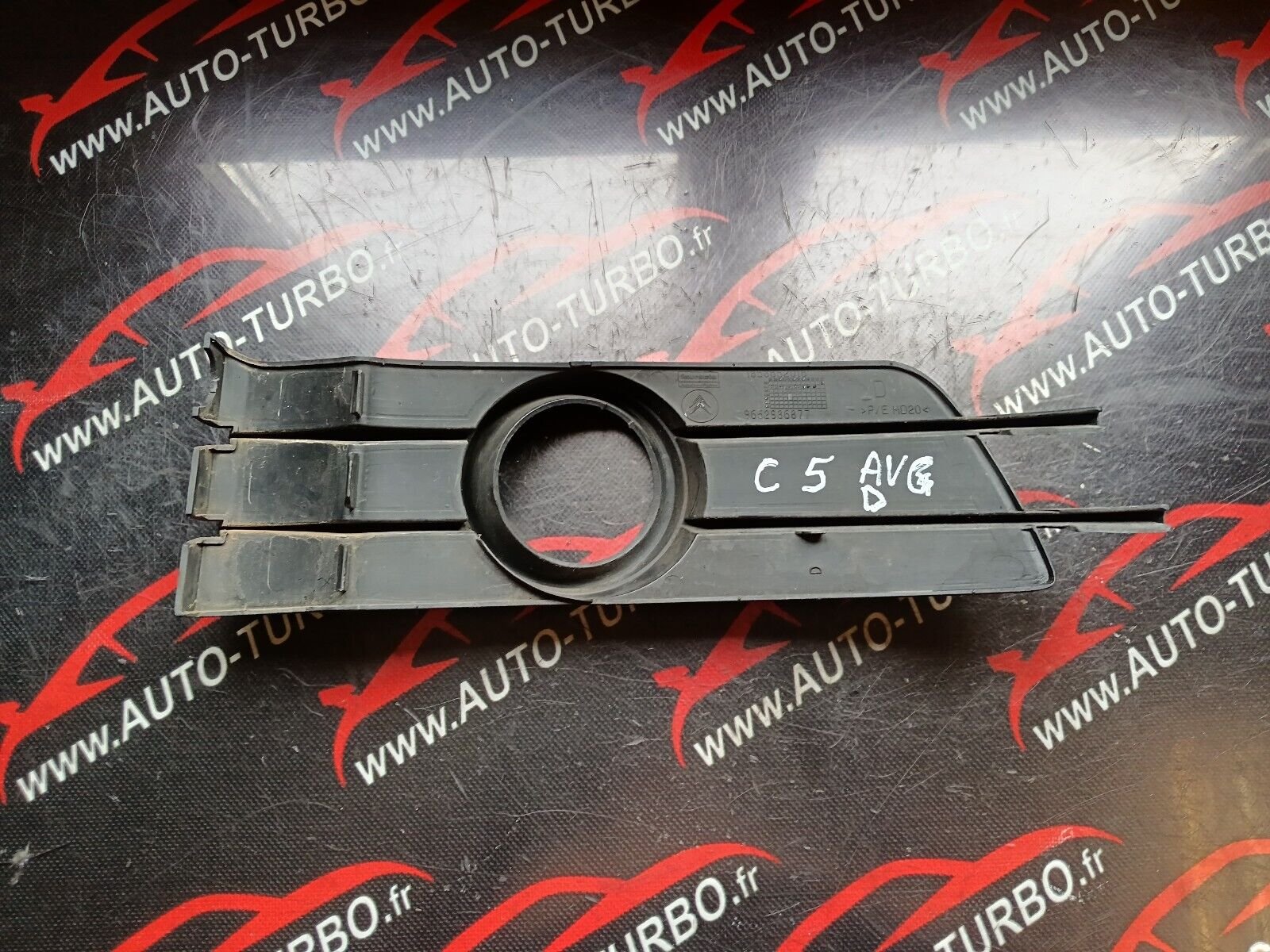 ENJOLIVEUR PARE CHOC AVANT DROIT CITROEN C5 REFERENCE: 9652986877