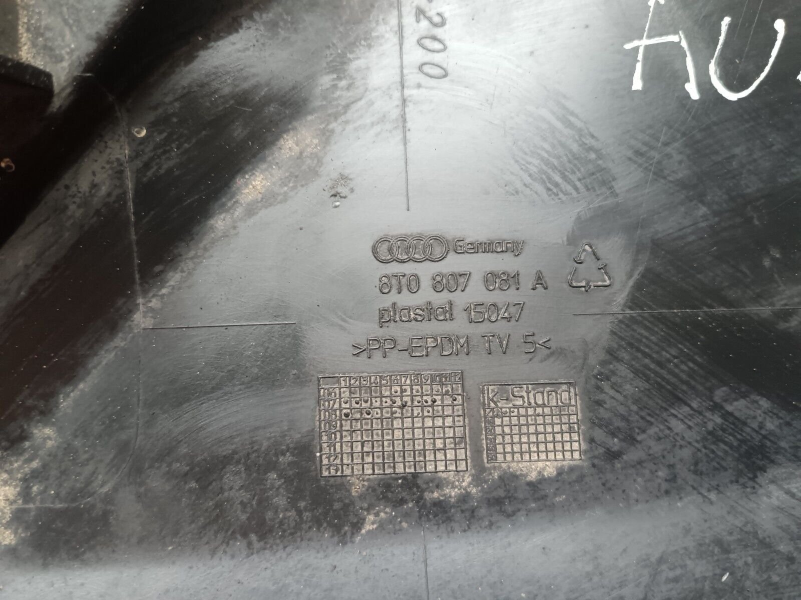 SUPPORT SERRURE CAPOT AUDI A5 COUPE 3.0TDI REFERENCE 8T0807081