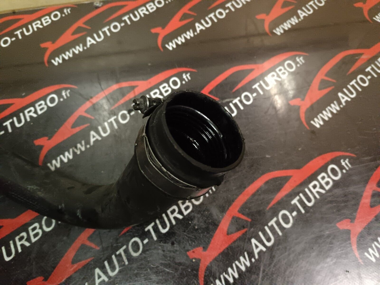 TUYAU DURIT TURBO RENAULT SCENIC 2 REFERENCE: 8200527670