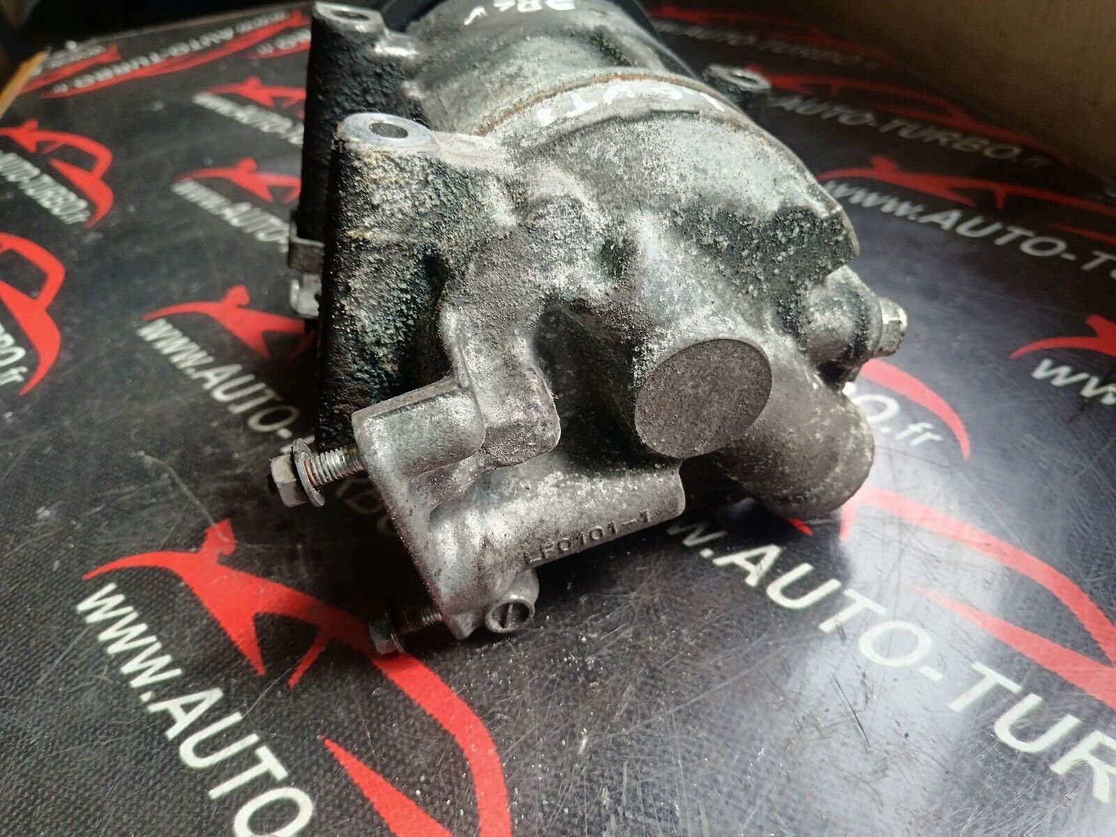 COMPRESSEUR DE CLIMATISATION  CITROEN C4 1.6VTI REFERENCE: 598754