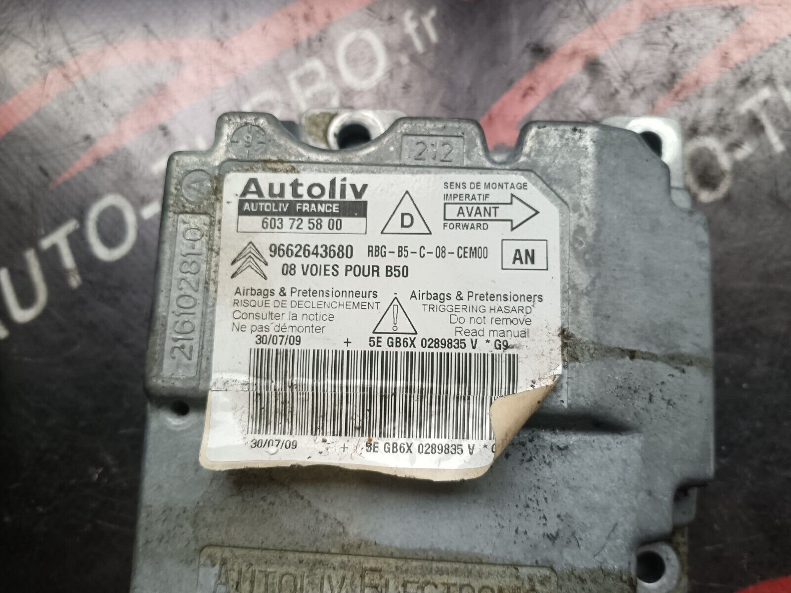 CALCULATEUR AIRBAG CITROEN C4 1.6VTI 90CH COUPE REFERENCE: 9662643680