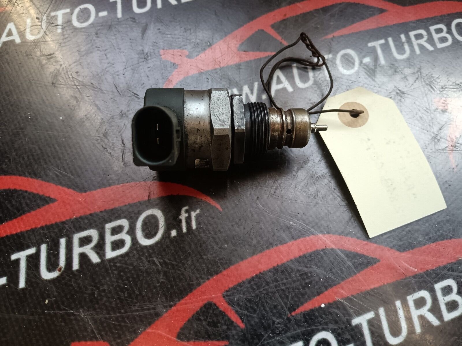 CAPTEUR REGULATION PRESSION D'INJECTION VOLKSWAGEN CRAFTER REFERENCE: 0281006075