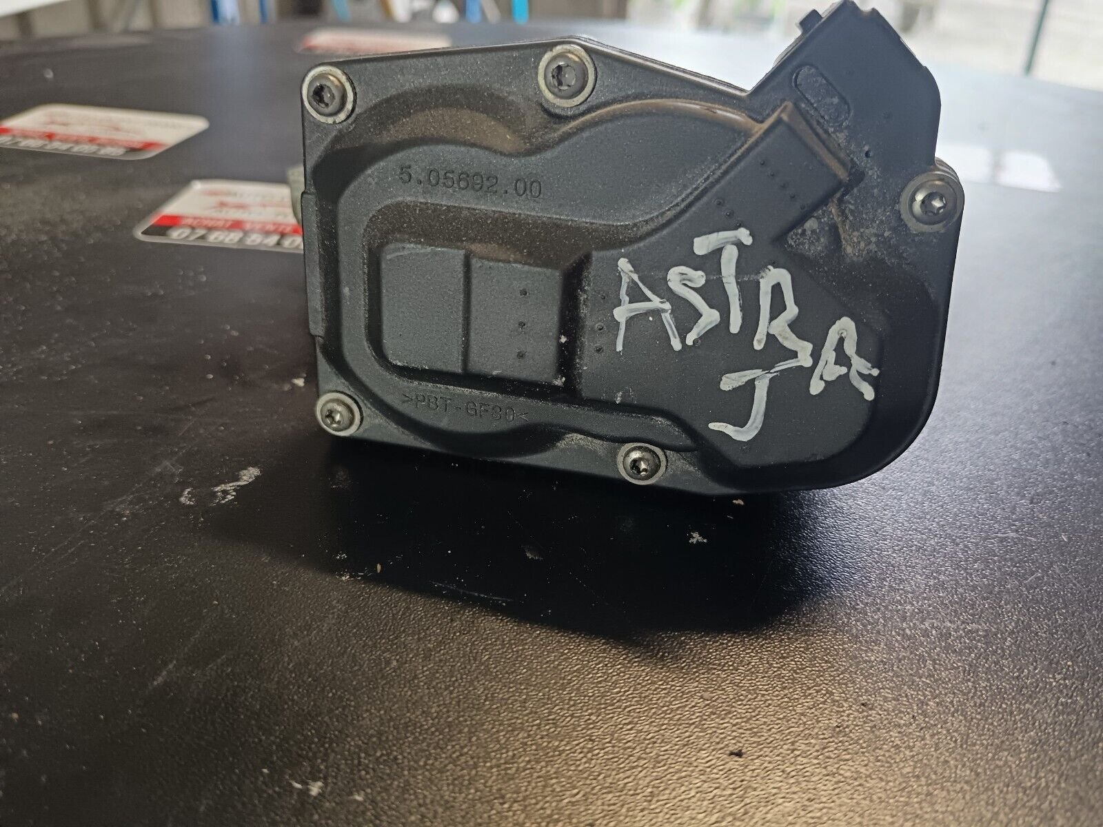 BOITIER DE PAPILLON OPEL ASTRA J, INSIGNIA