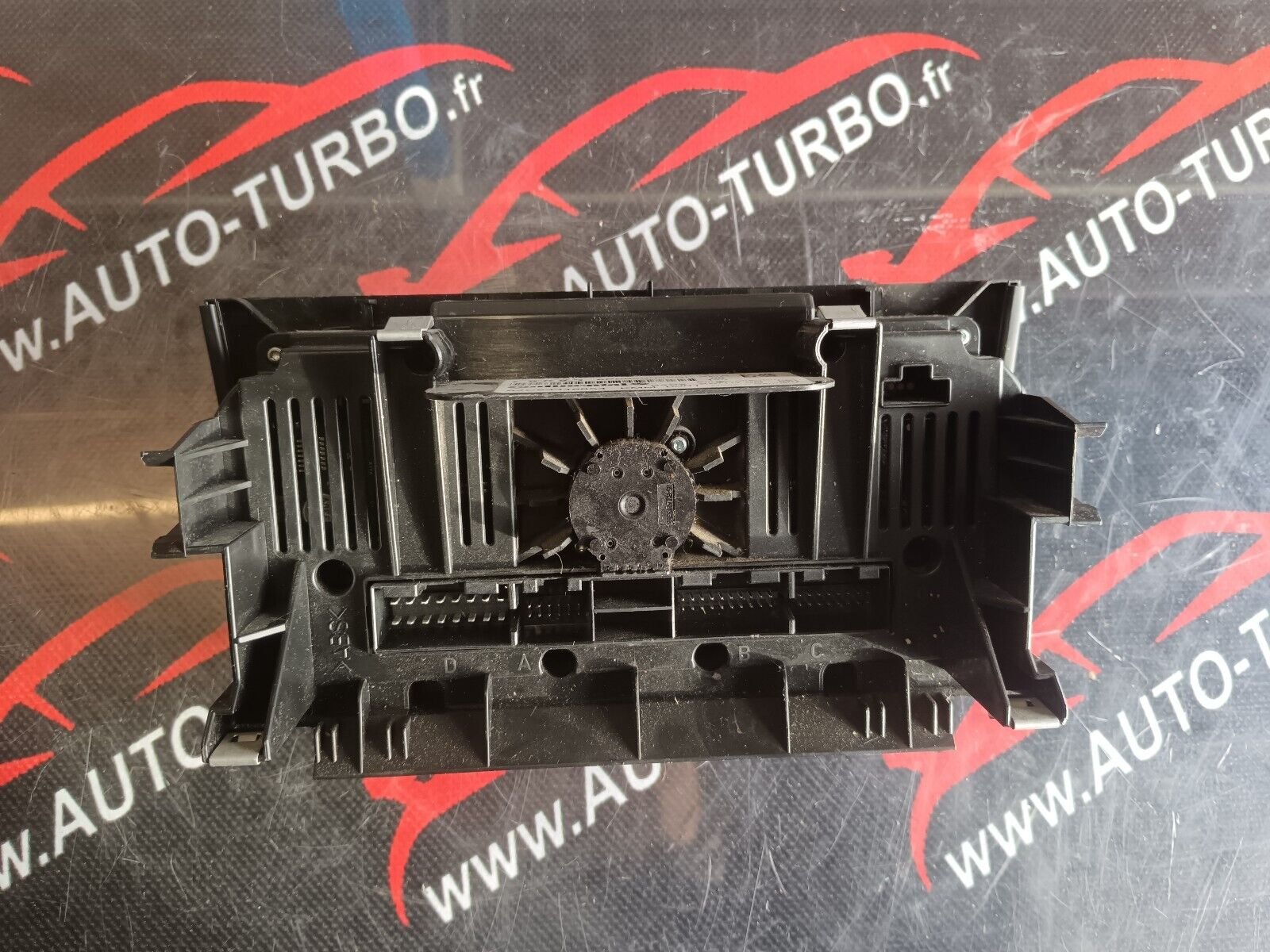 COMMANDE CHAUFFAGE AUDI A3 REFERENCE: 8P0820043BK