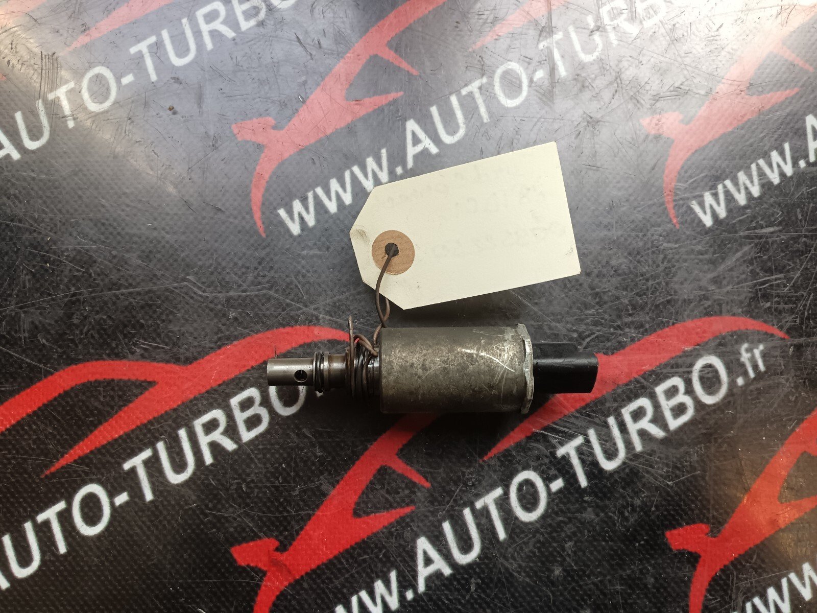 CAPTEUR DE PRESSION RAMPE D'INJECTION FORD CONNECT REFERENCE: 00952250