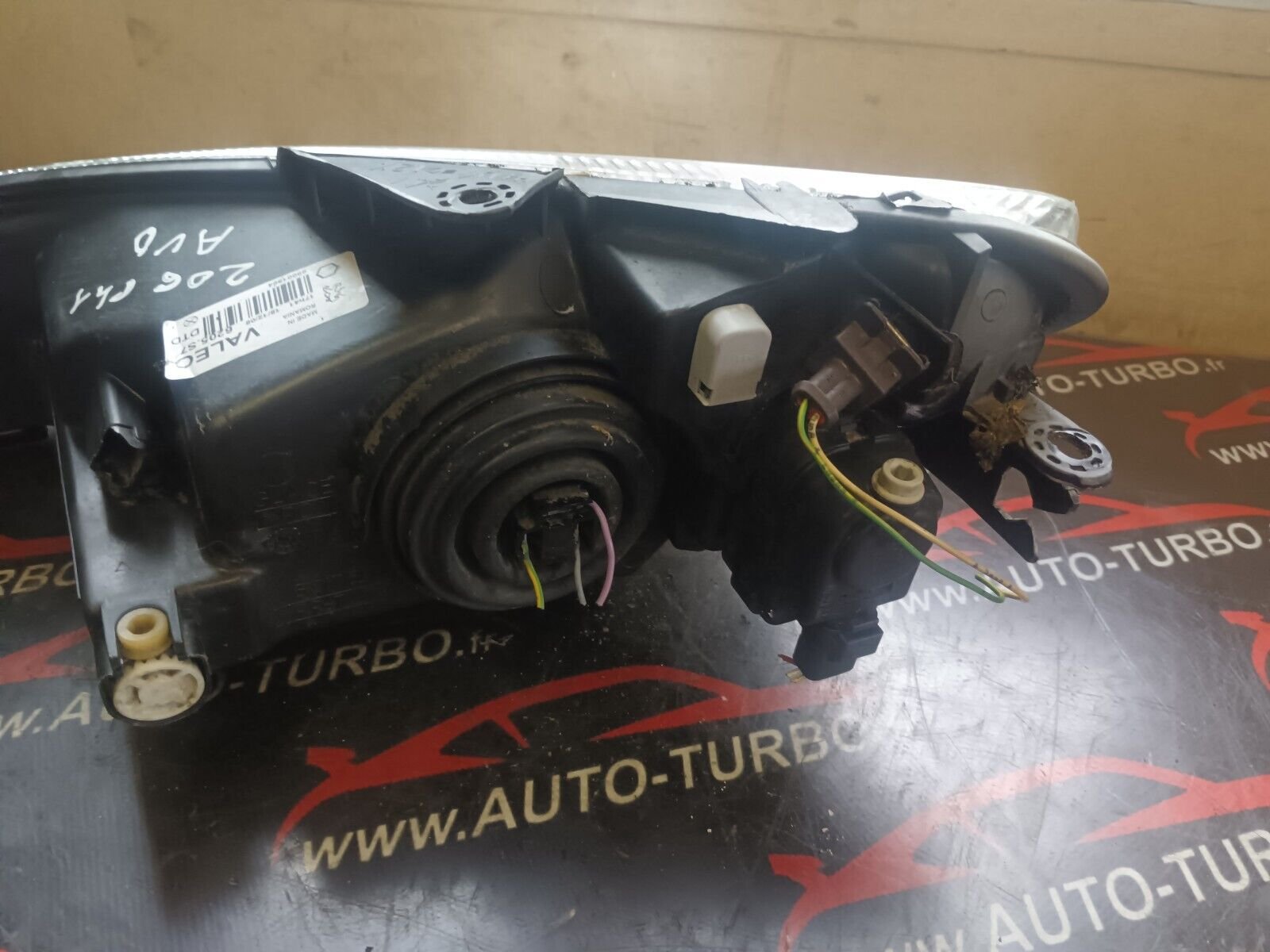 PHARE FEUX AVANT DROIT PEUGEOT 206 PHASE 1 REFERENCE: 89001964