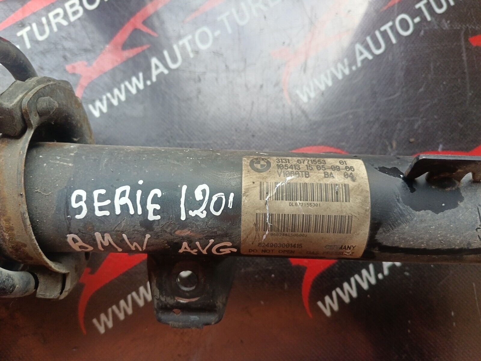 AMORTISSEUR JAMBE AVANT GAUCHE BMW SERIE 1 E87 120i 150CH REFERENCE: 6771553