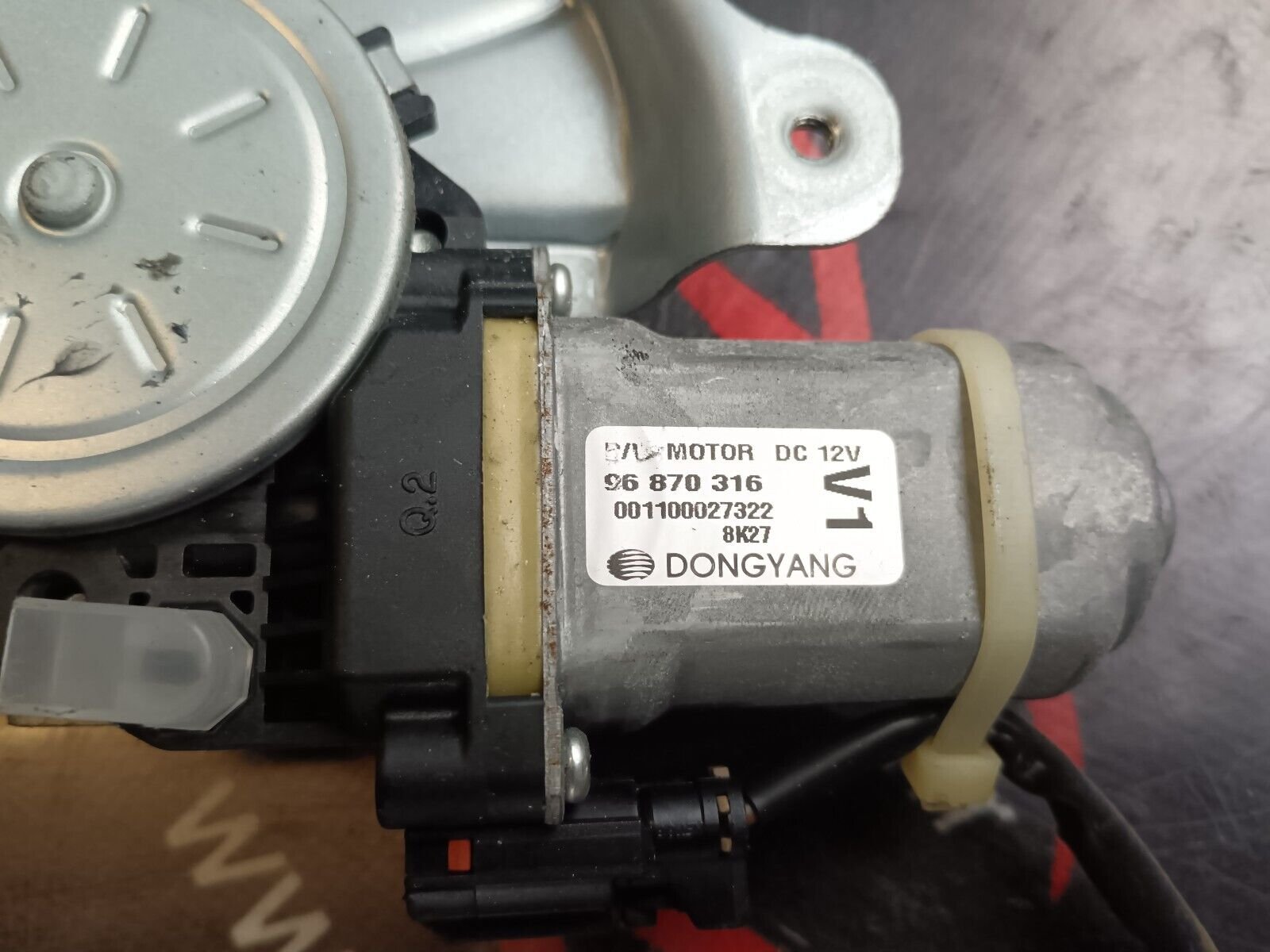 MECHANISME LEVE GLACE AVANT GAUCHE AVEC MOTE CHEVROLET AVEO REFERENCE: 202005062