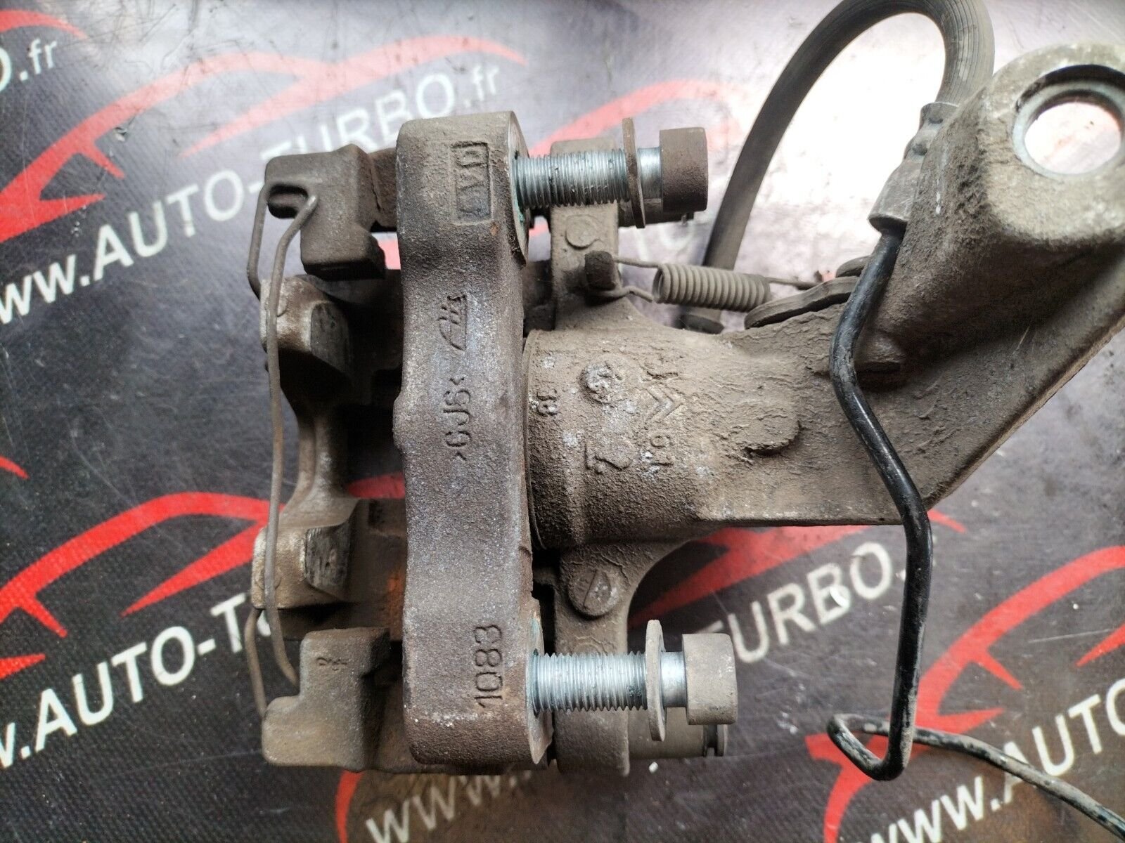 ETRIERE DE FREIN ARRIERE DROITE  PEUGEOT  308 II 3.3387-0260.3 , 9670734580