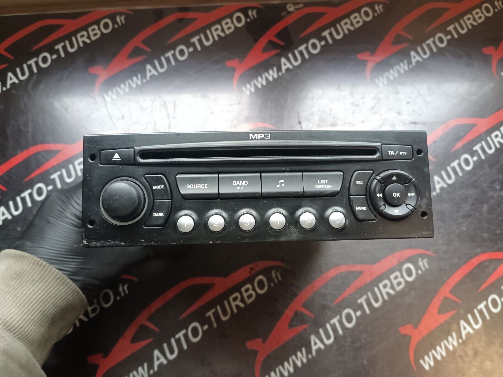 AUTORADIO CITROEN C4 1.6VTI 90CH COUPE REFERENCE: 966640307701
