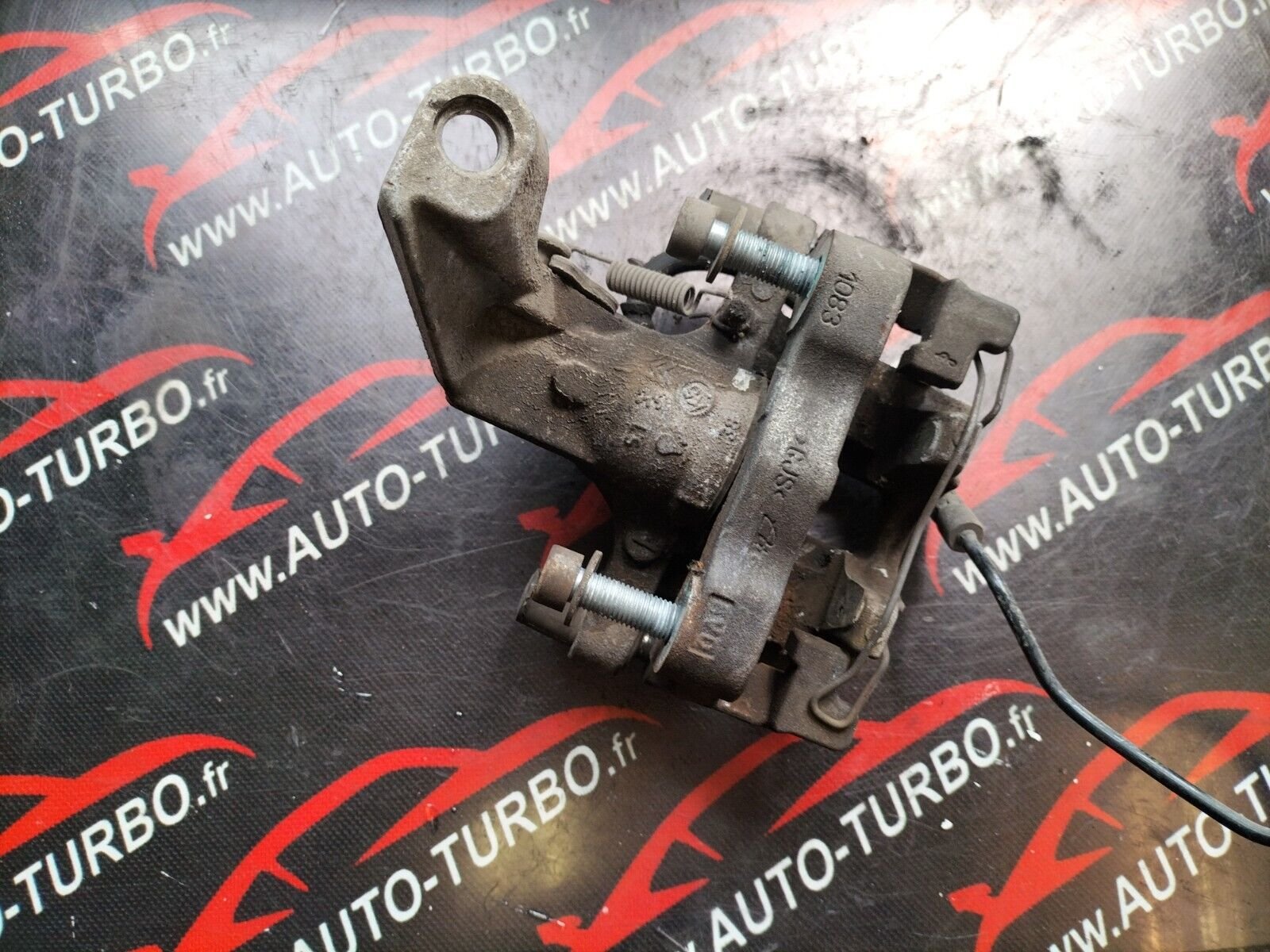 ETRIERE DE FREIN ARRIERE GAUCHE  PEUGEOT  308 II 3.3387-0259.3 , 9670734480