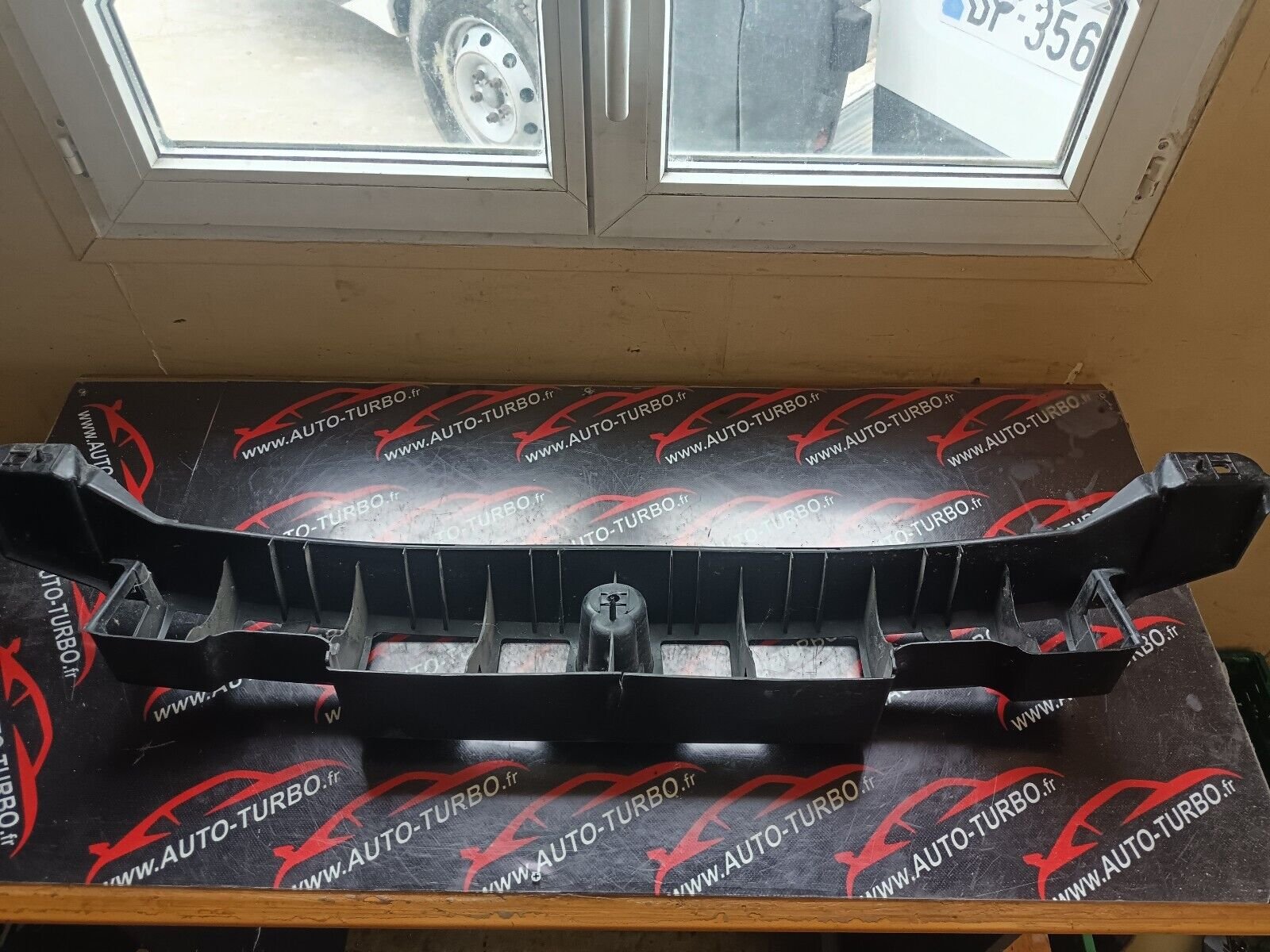 SUPPORT CENTRAL PARE CHOC PEUGEOT 207 REFERENCE: 9649681080