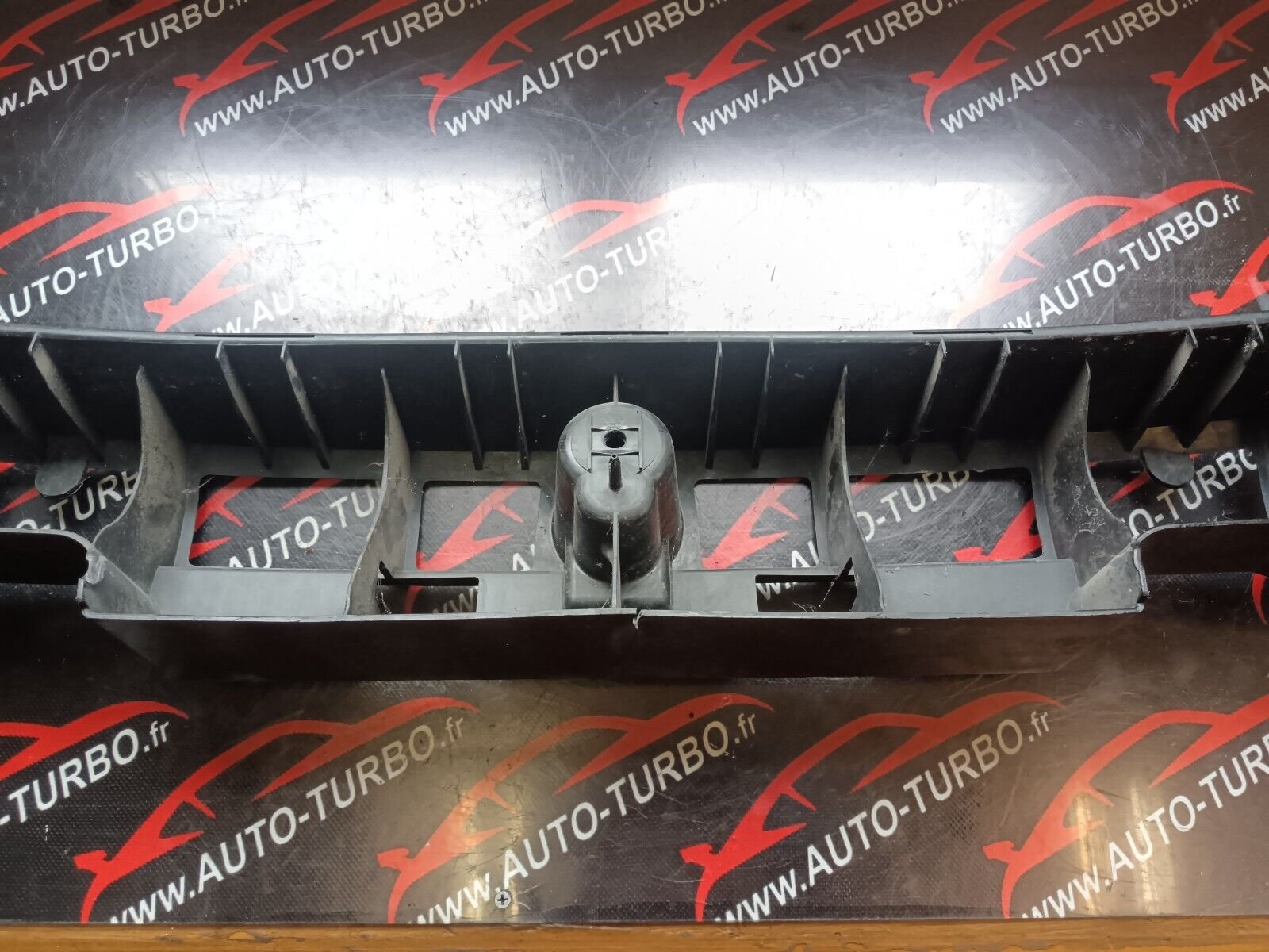 SUPPORT CENTRAL PARE CHOC PEUGEOT 207 REFERENCE: 9649681080