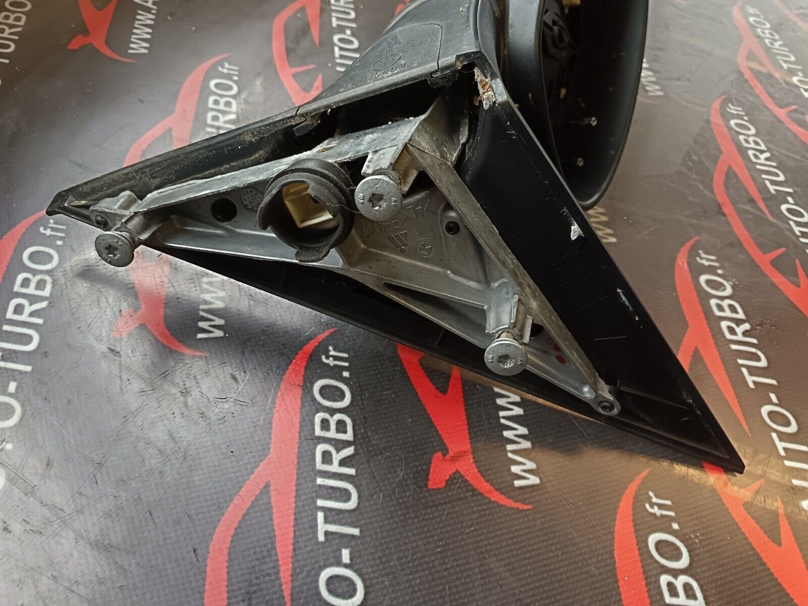 RETROVISEUR GAUCHE BMW SERIE 1 REFERENCE: 010803