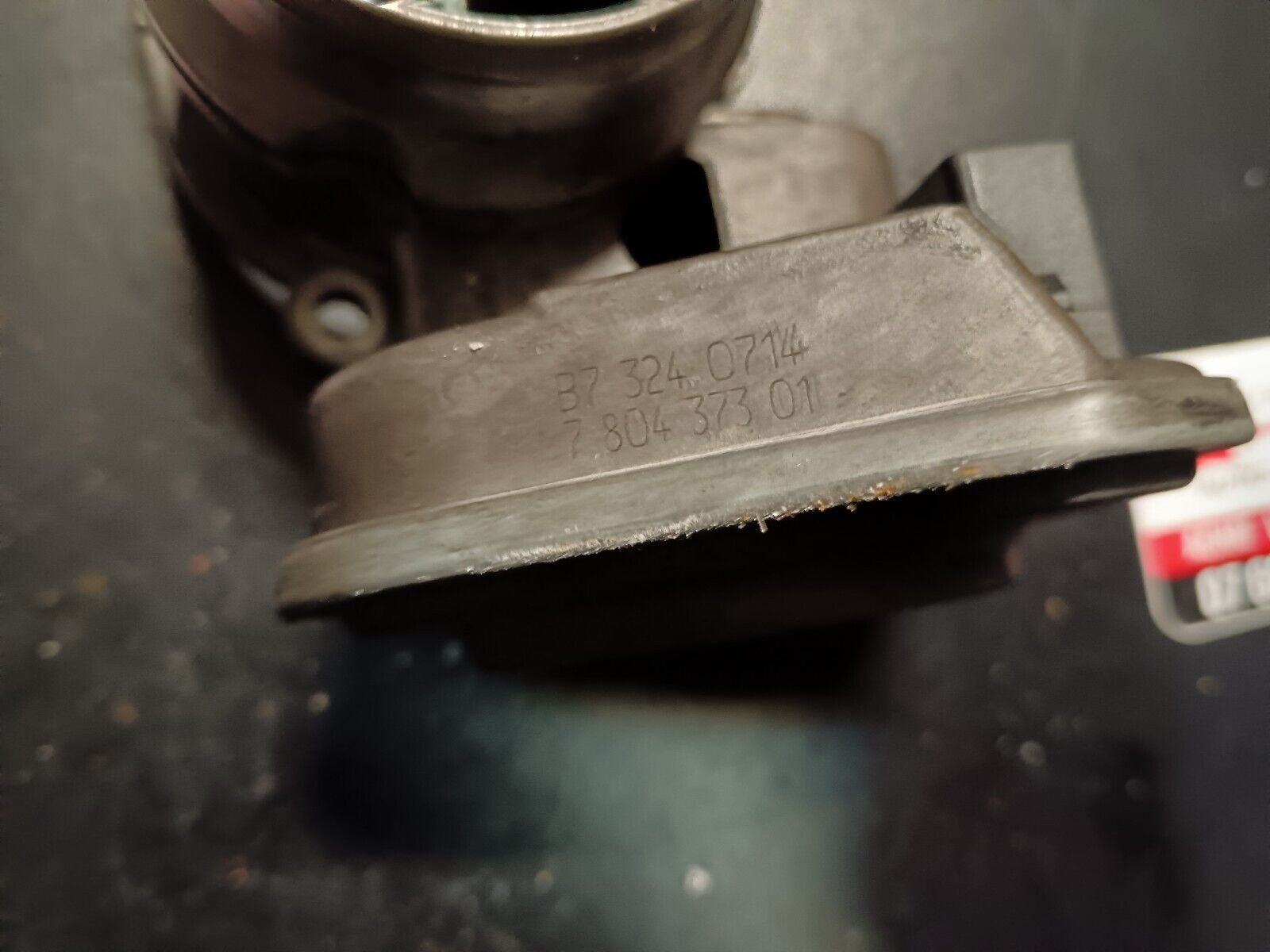 BOITIER DE PAPILLON BMW 120D 177CH REFERENCE: 780437301