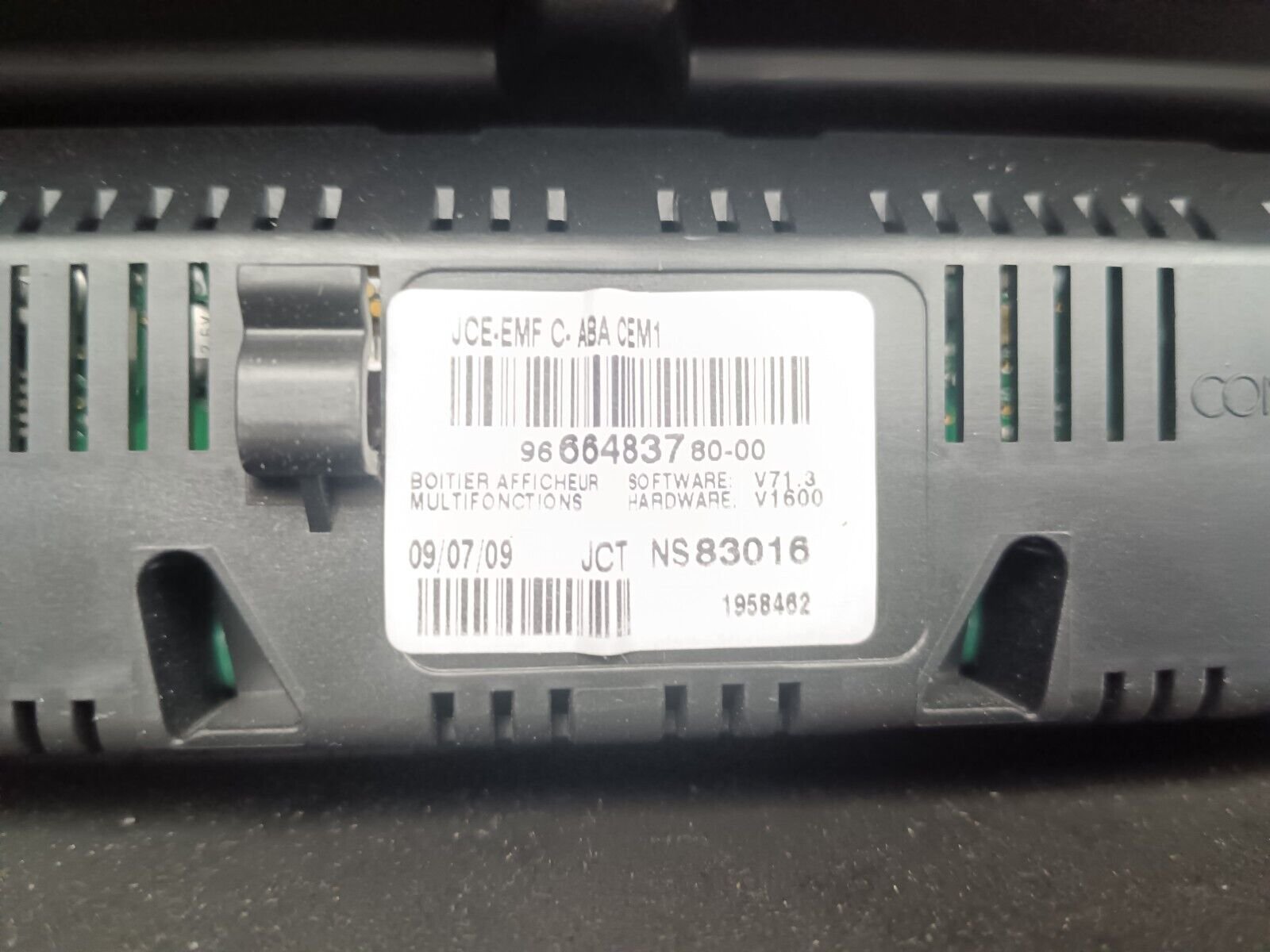 ECRAN D'AFFICHAGE CITROEN C4 1.6VTI 90CH COUPE REFERENCE: 9666483780