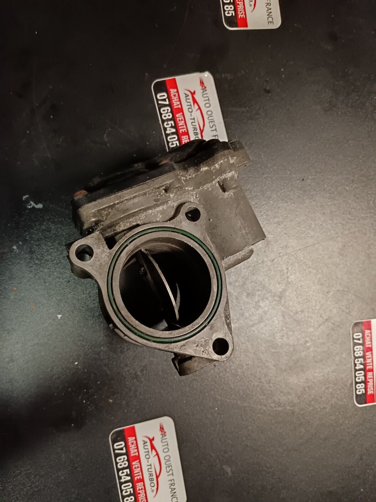 BOITIER DE PAPILLON RENAULT MEGAN 3CITROEN XSARA REFERENCE: 8200754913