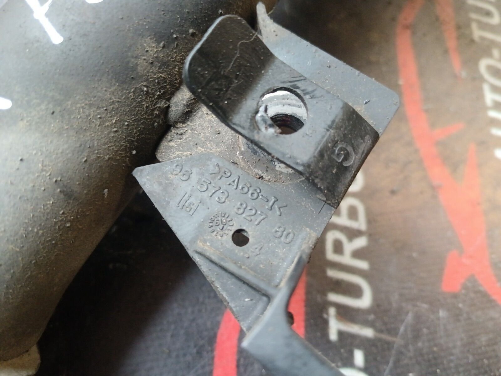 JAMBE DE SUSPENSION AVANT GAUCHE CITROEN C4 1.6VTI 90CH COUPE