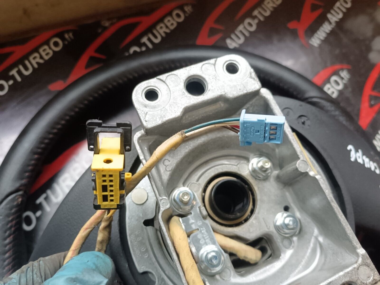 VOLANT CITROEN C4 COUPE REFERENCE: 96823702KN