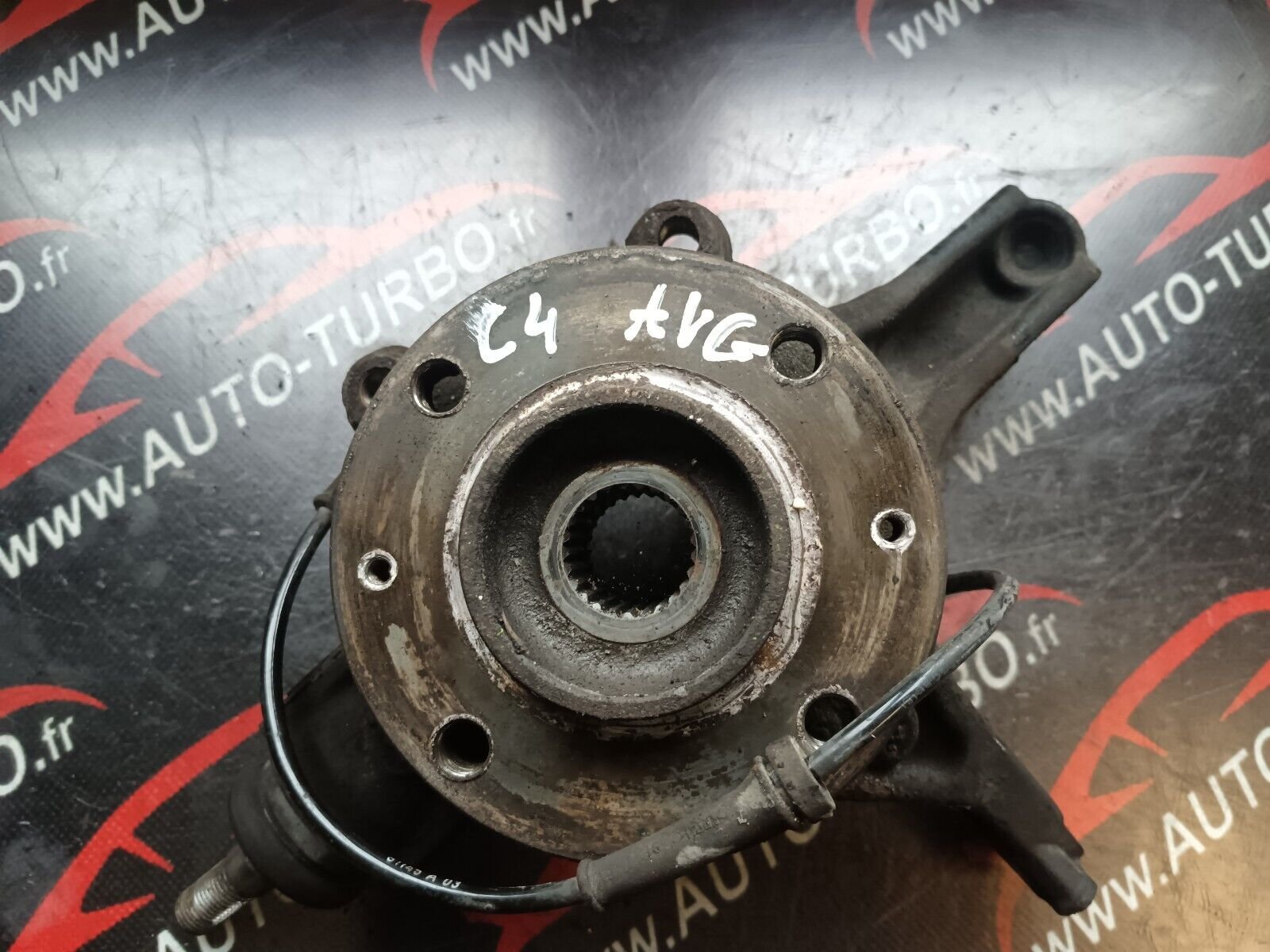 FUSEE AVANT GAUCHE CITROEN C4 1.6VTI 90CH COUPE