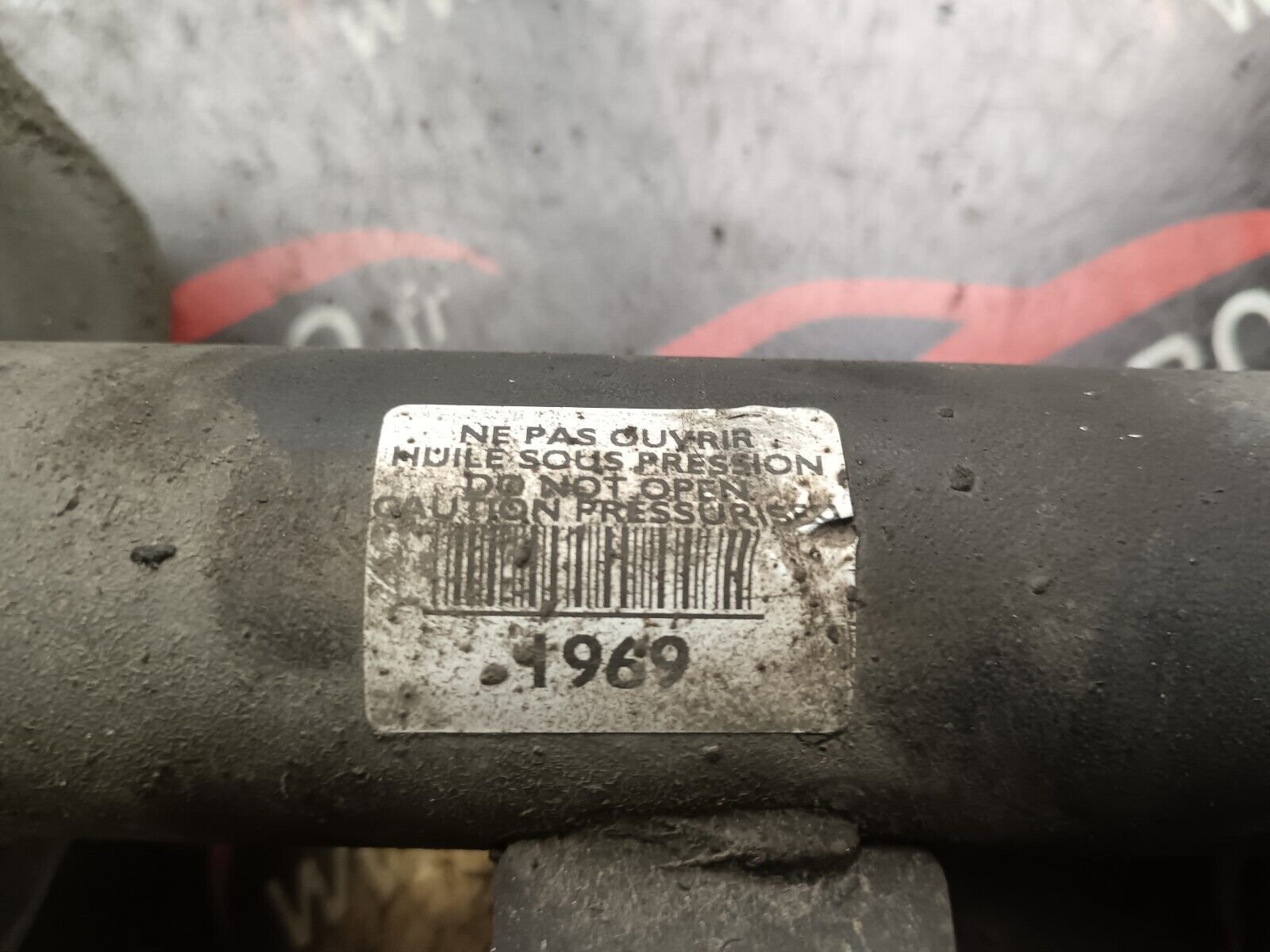 JAMBE DE SUSPENSION AVANT DROIT CITROEN C4 1.6VTI 90CH COUPE