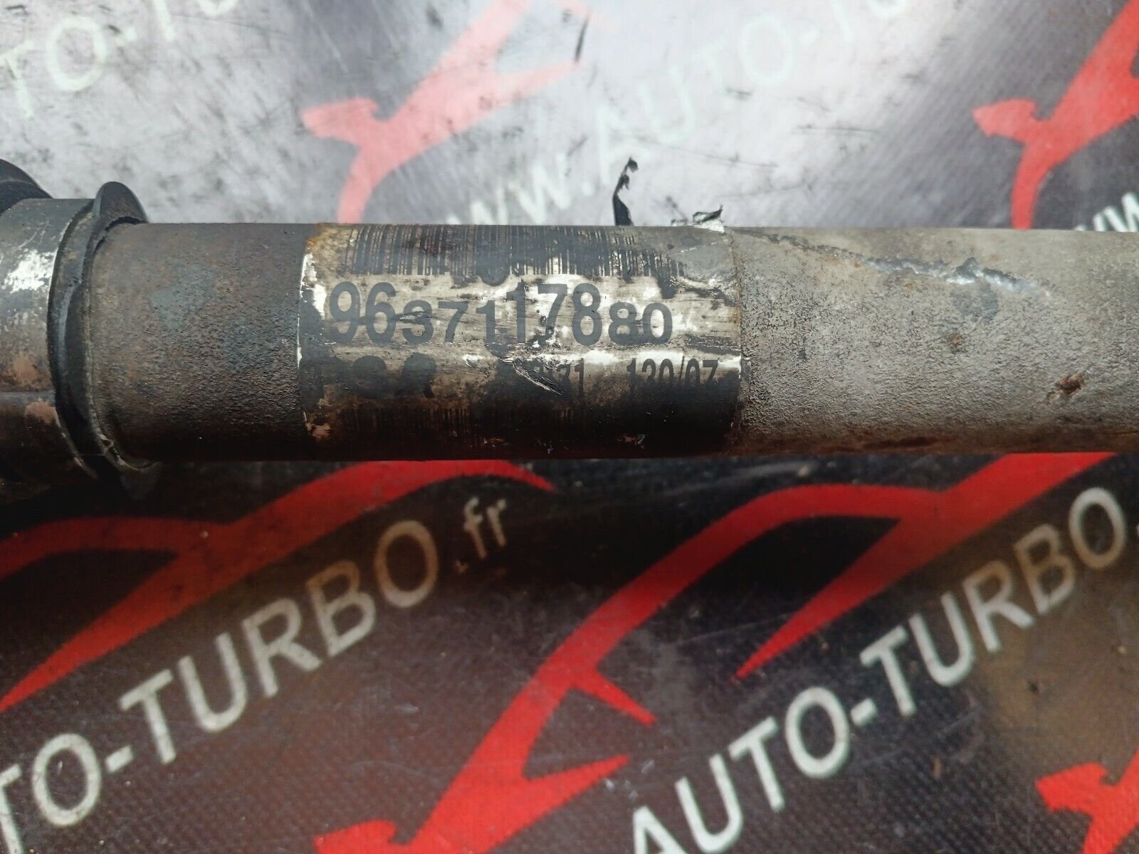 CARDAN AVANT DROIT CITROEN C4 PICASSO REFERENCE: 9637117880