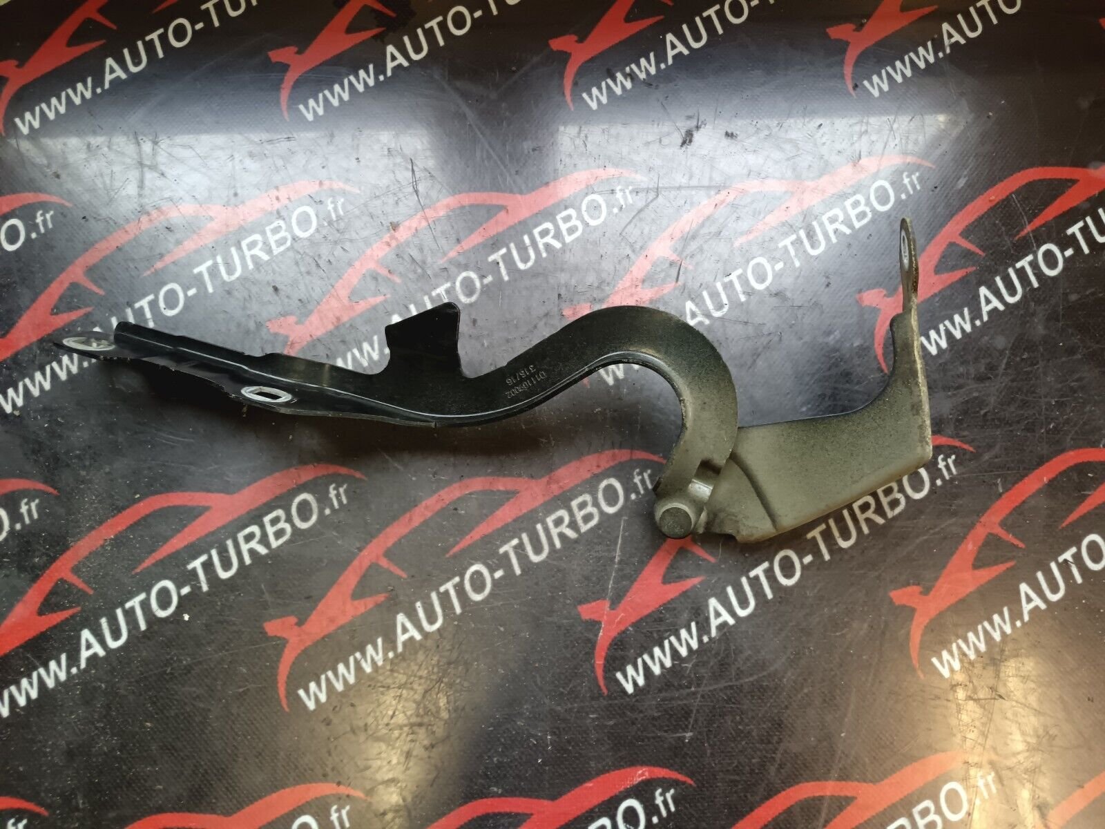 CHARNIERE CAPOT DROIT PEUGEOT 308II REFERENCE: D11109002