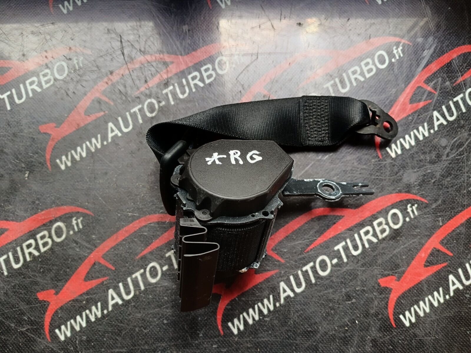CEINTURE DE SECURITE ARRIERE GAUCHE BMW 328i GT F34 REFERENCE: S3725939005