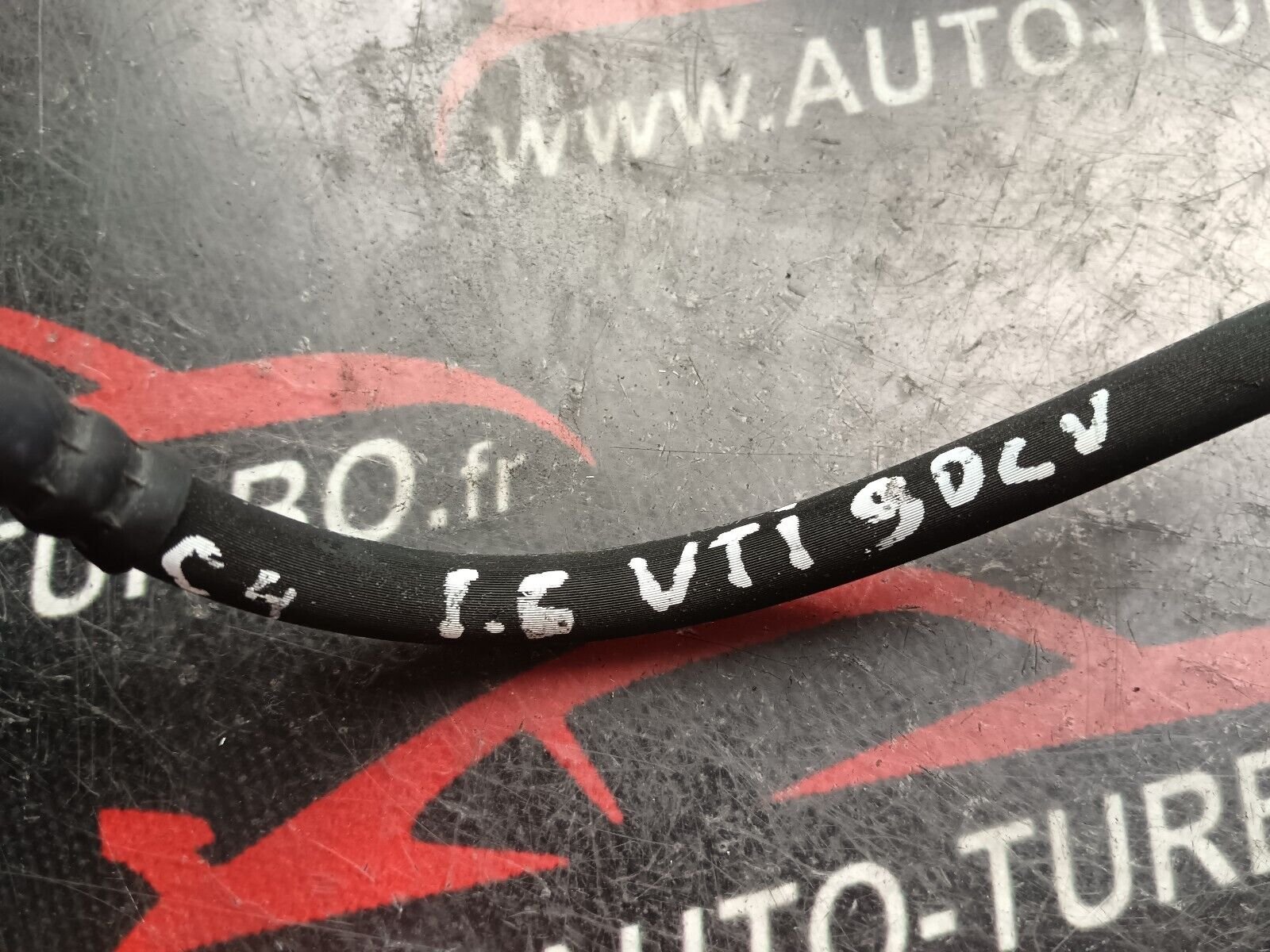 TUYAU CONDUIT CITROEN C4 1.6VTI 90CH COUPE REFERENCE: STU4101040