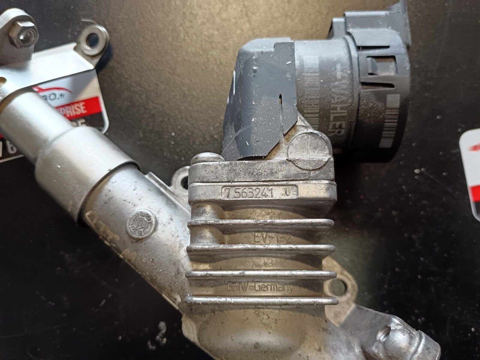 VANNE EGR BMW SERIE 1 E87 118i REFERENCE: 7563241