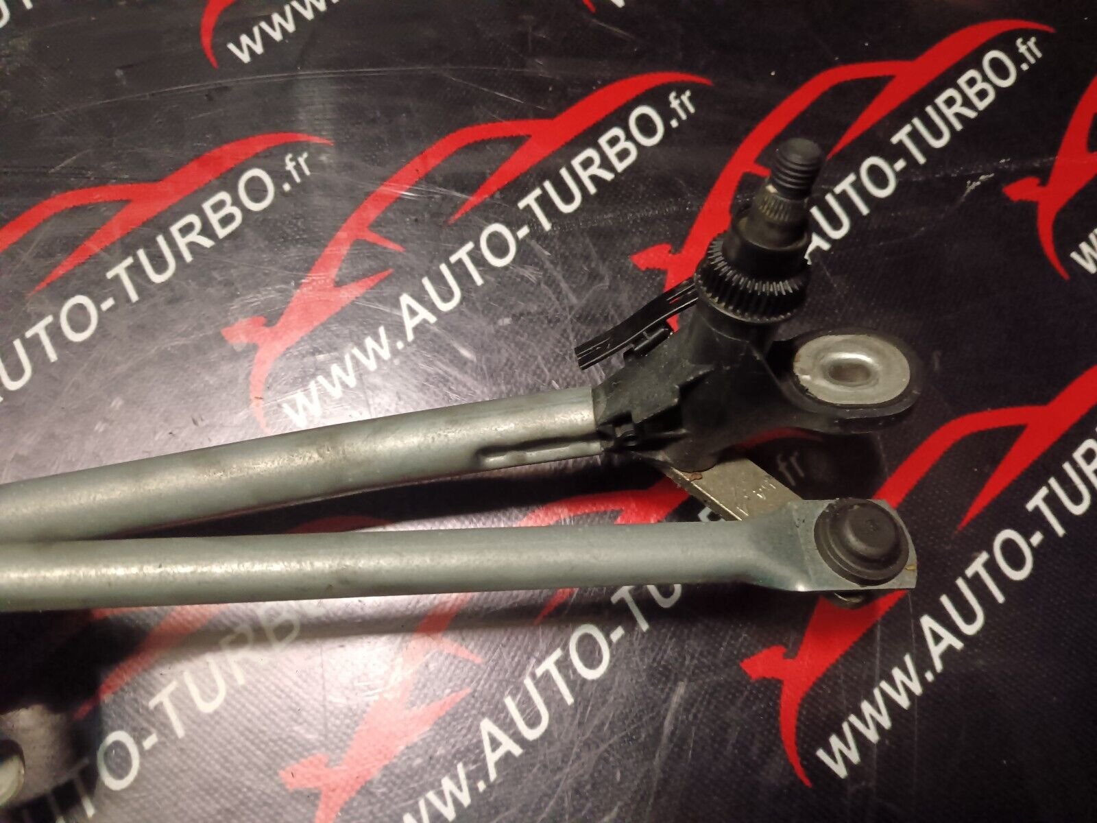 MECANISME ESSUIE GLACE BMW SERIE 1 REFERENCE: 7193036