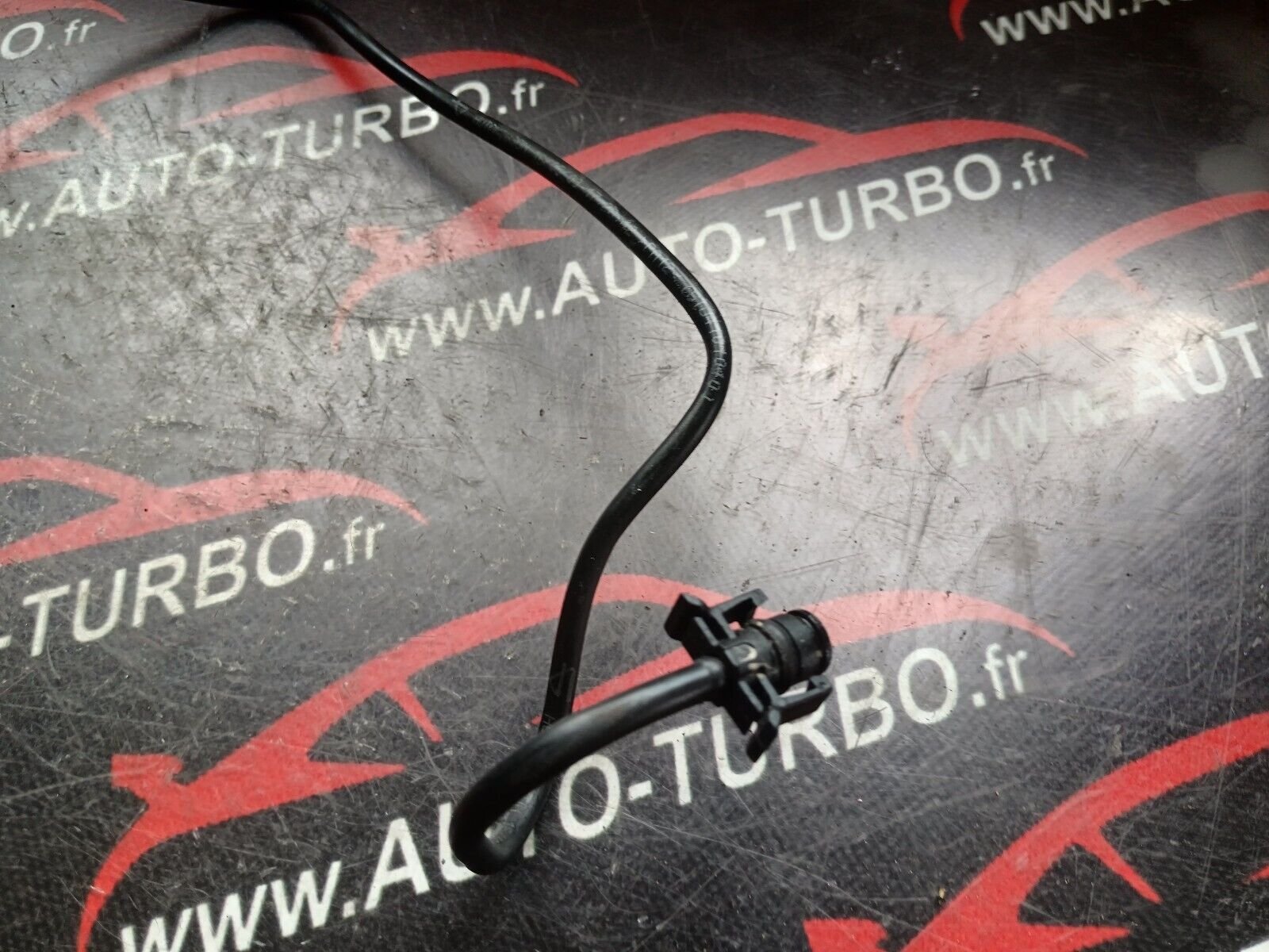 TUYAU CONDUIT CITROEN C4 1.6VTI 90CH COUPE REFERENCE: STU4101040