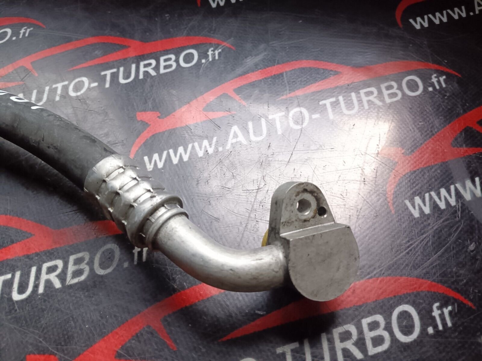 TUYAU D'ASPIRATION DU COMPRESSEUR D'AIR BMW 328i GT F34 REFERENCE: 9217375