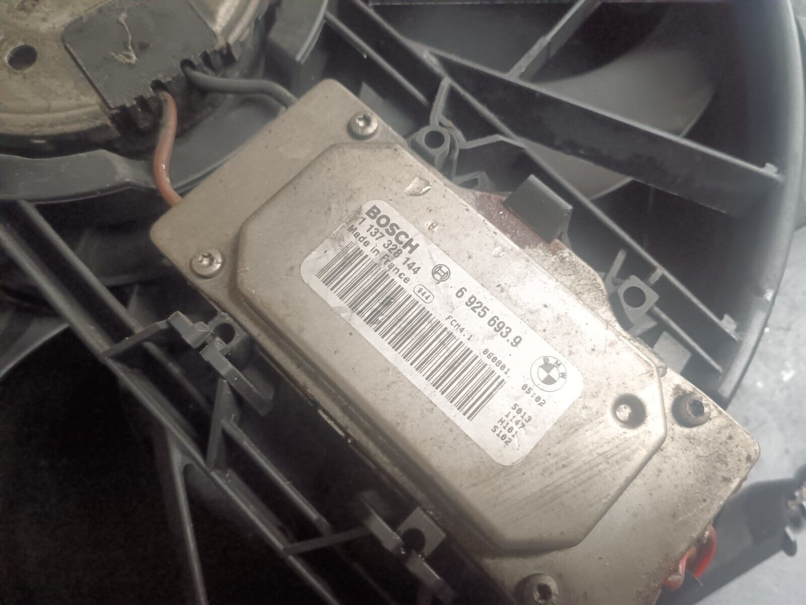 VENTILATEUR ELECTRIQUE BMW SERIE 1 120i 150CH REFERENCE: 69256939