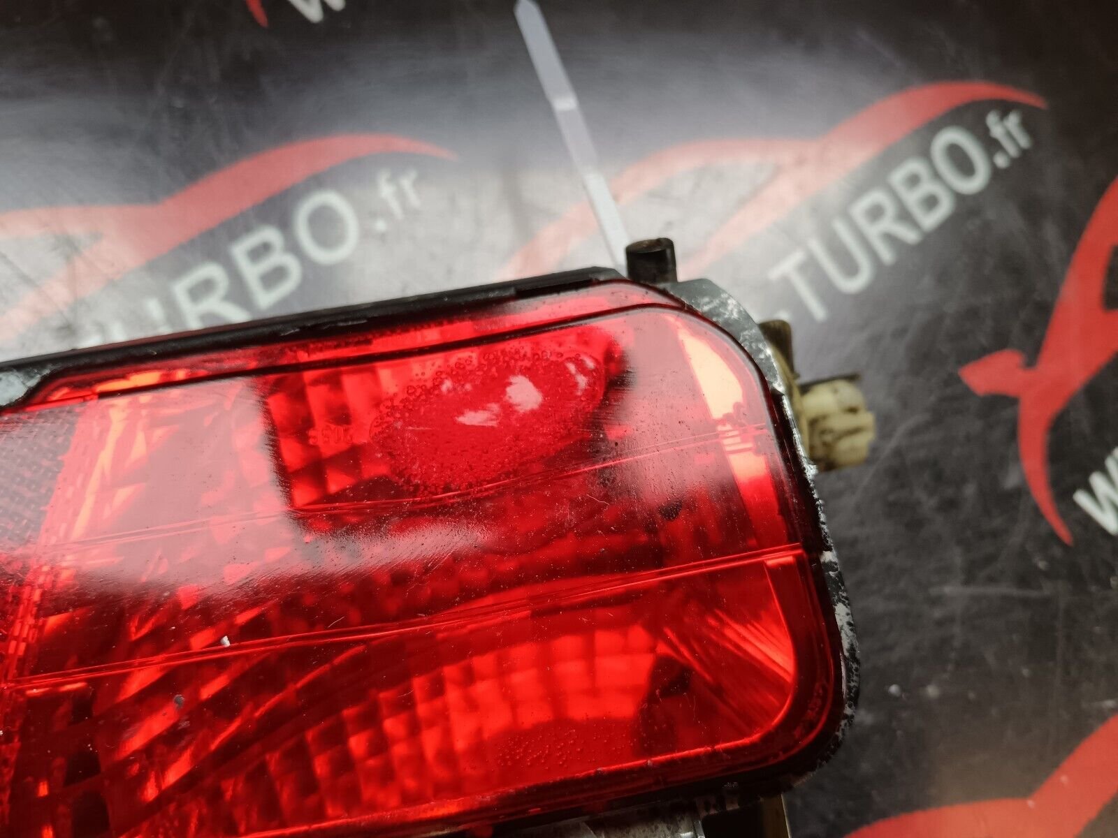 FEU PARE CHOC ARRIERE DROIT CITROEN C4 PICASSO REFERENCE: 9688387880