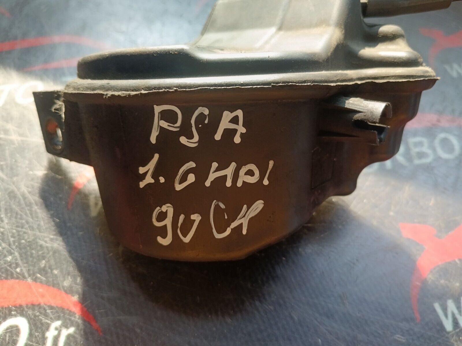 PSA PEUGEOT 2008 1.6eHDI 90CH