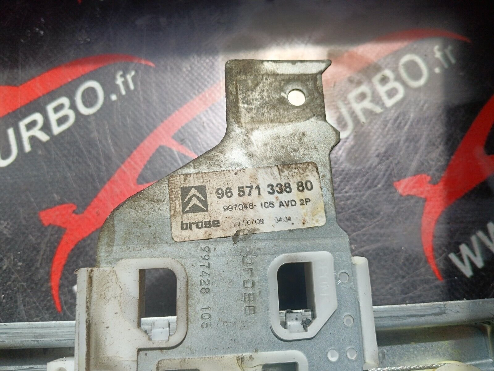 MECHANISME LEVE VITRE  CITROEN C4 1.6VTI 90CH COUPE REFERENCE:9657133880