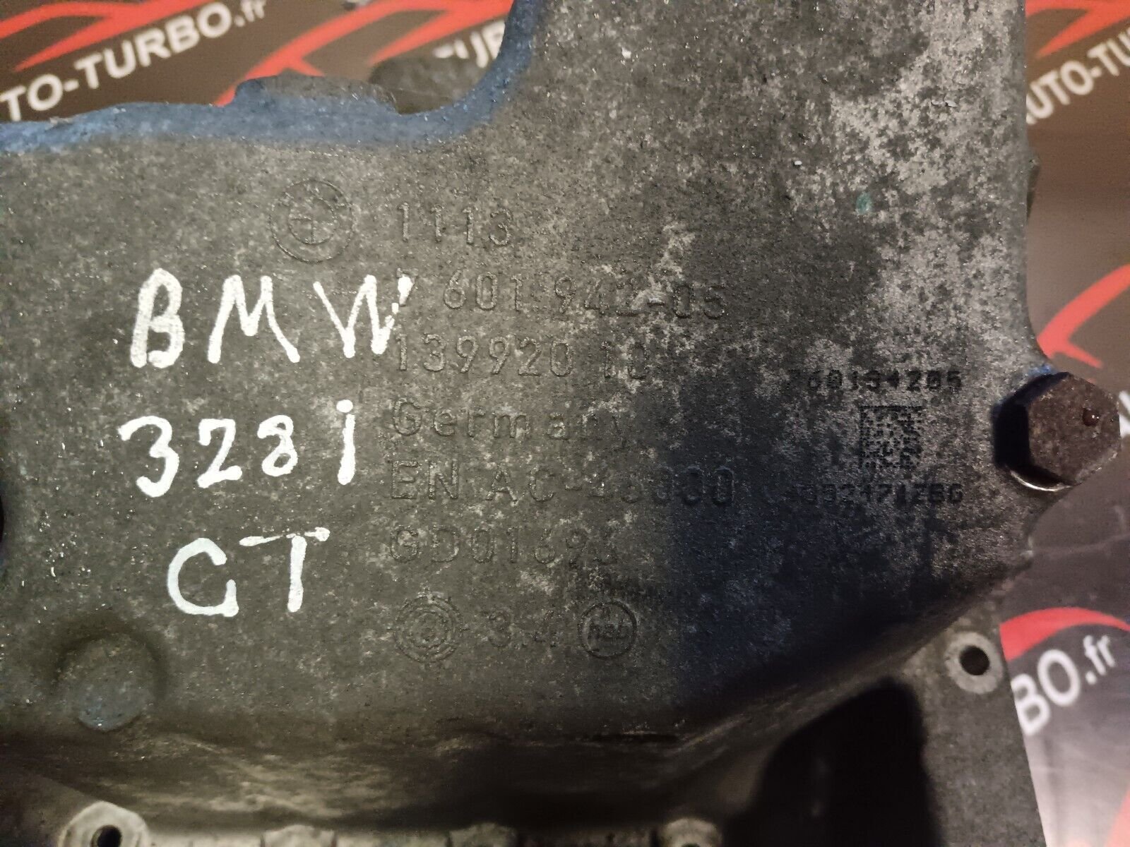 CARTER MOTEUR SUPERIEUR BMW 328i GT REFERENCE: 13992010