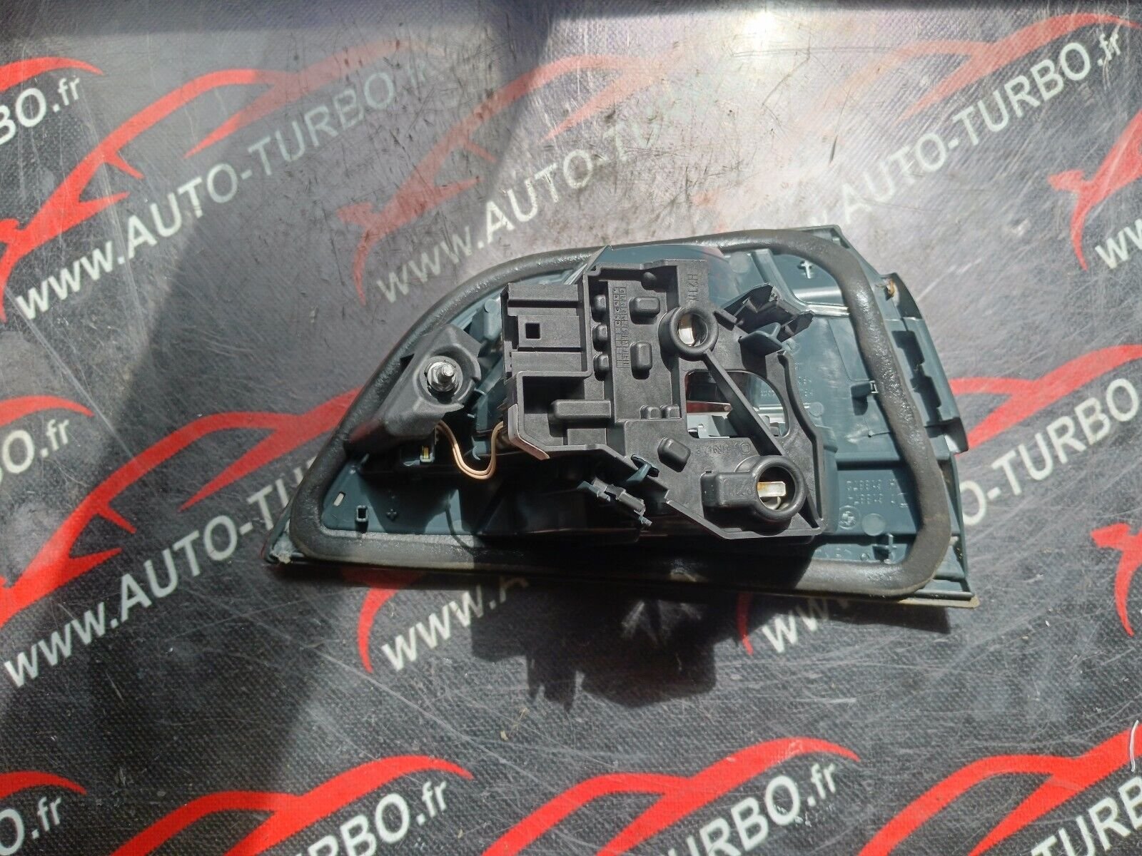 FEUX ARRIERE DROIT BMW 328i GT F34 REFERENCE: 618874