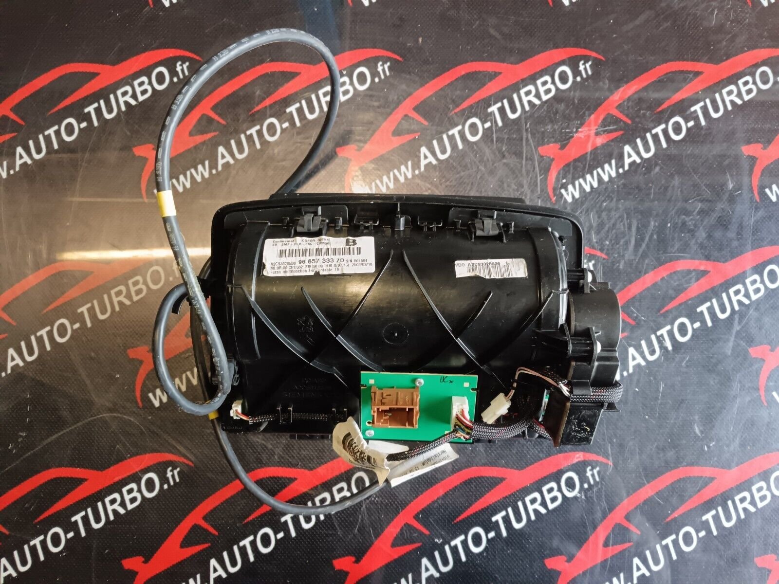 AFFICHEUR ECRAN DIGITAL PEUGEOT 3008 REFERENCE: 96657333ZD