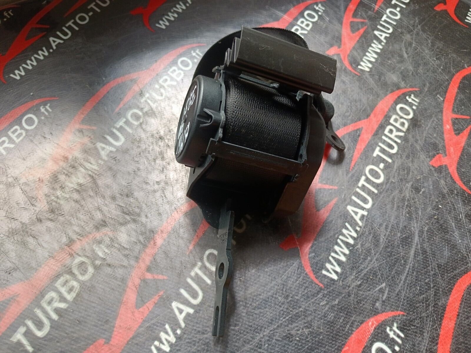 CEINTURE DE SECURITE ARRIERE DROIT BMW 328i GT F34 REFERENCE: S3725939005