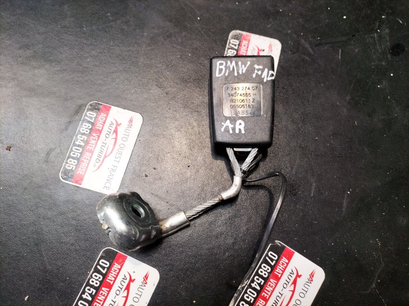 BOUCLE DE CEINTURE ARRIERE GAUCHE   BMW F10 724327407