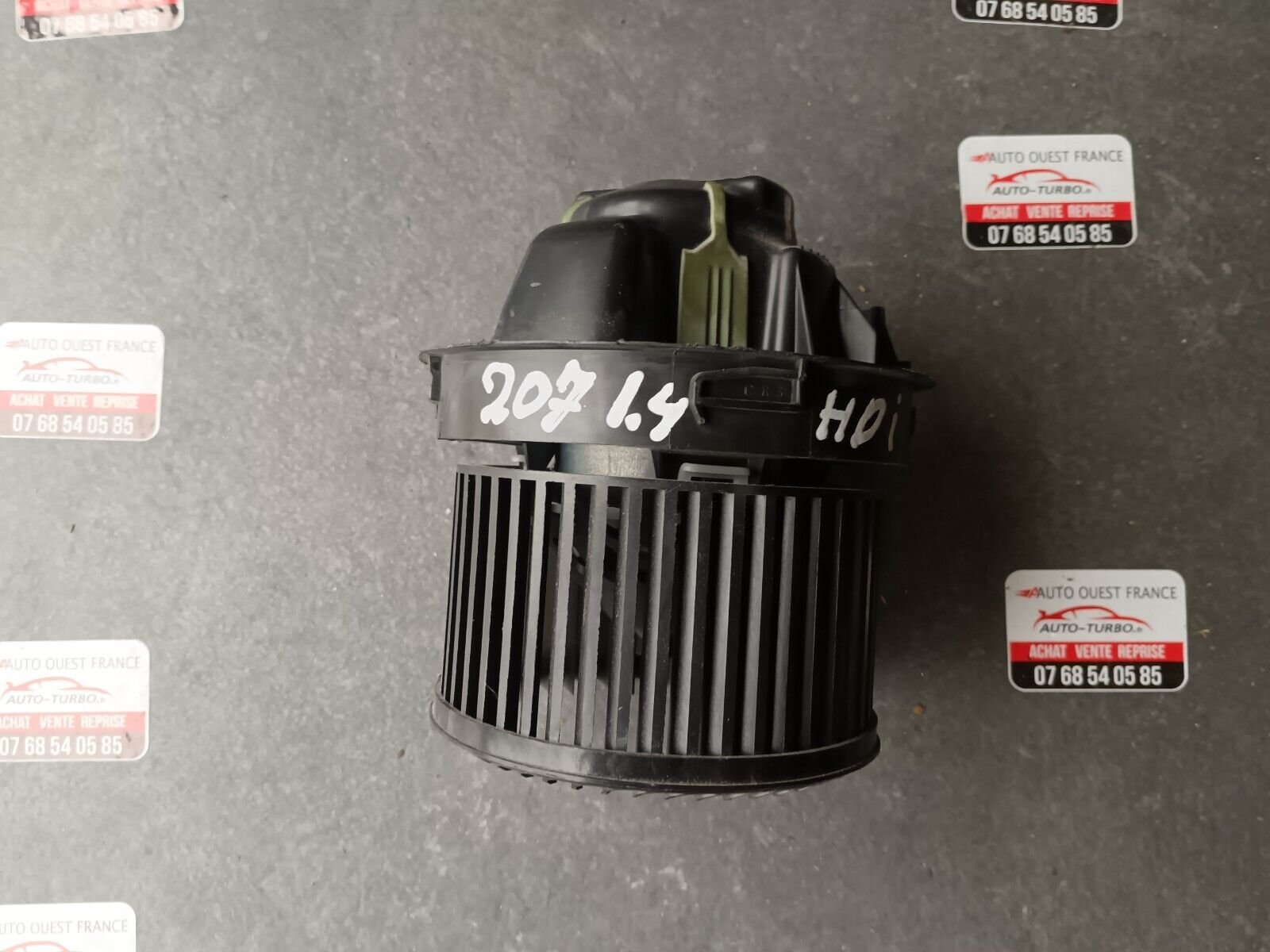 MOTEUR VENTILATEUR CHAUFFAGE PEUGEOT 207 1.4HDI