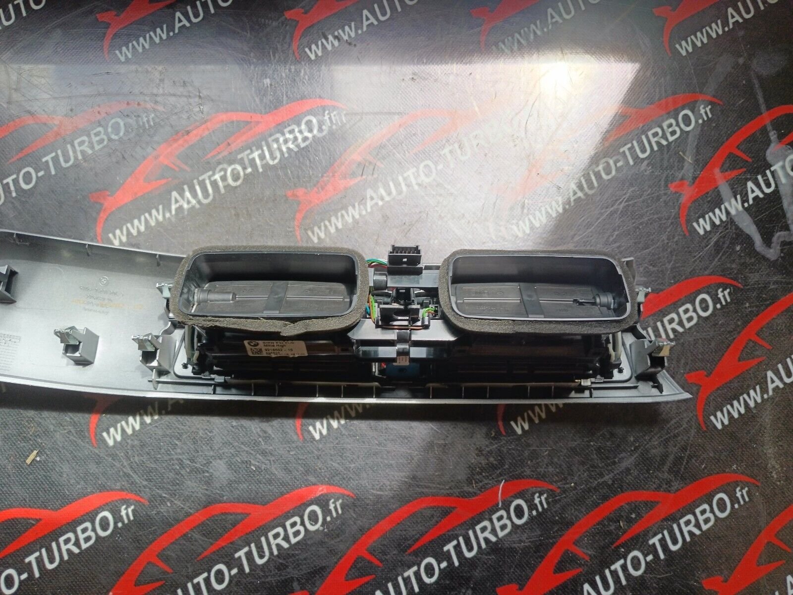 AERATEUR GRILLE DEN VENTILATION BMW 328i GT F34 REFERENCE: 92312069