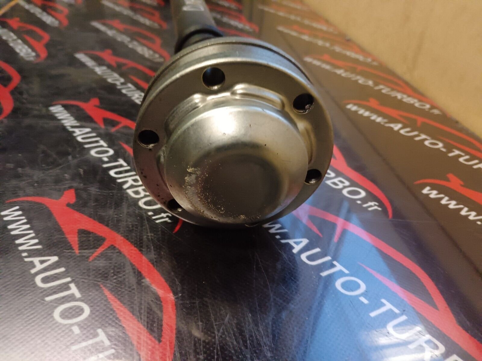 CARDAN AVANT DROIT AUDI A3 REFERENCE: AV325AN