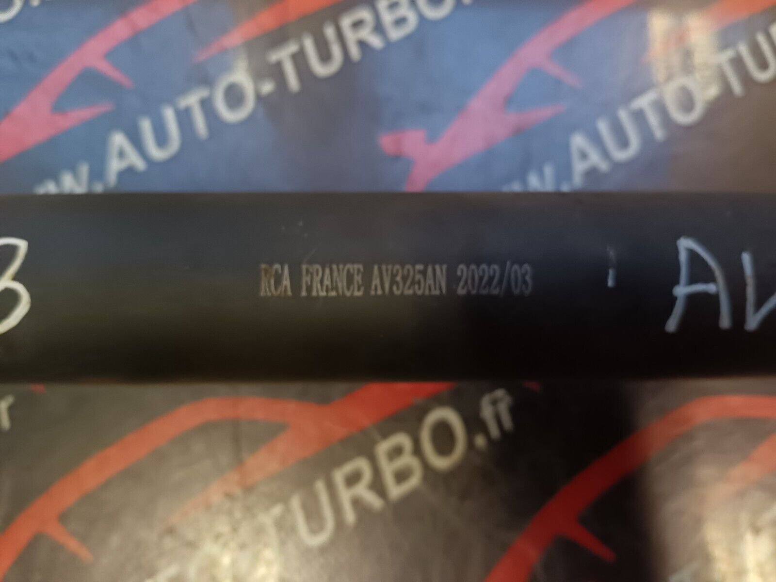 CARDAN AVANT DROIT AUDI A3 REFERENCE: AV325AN