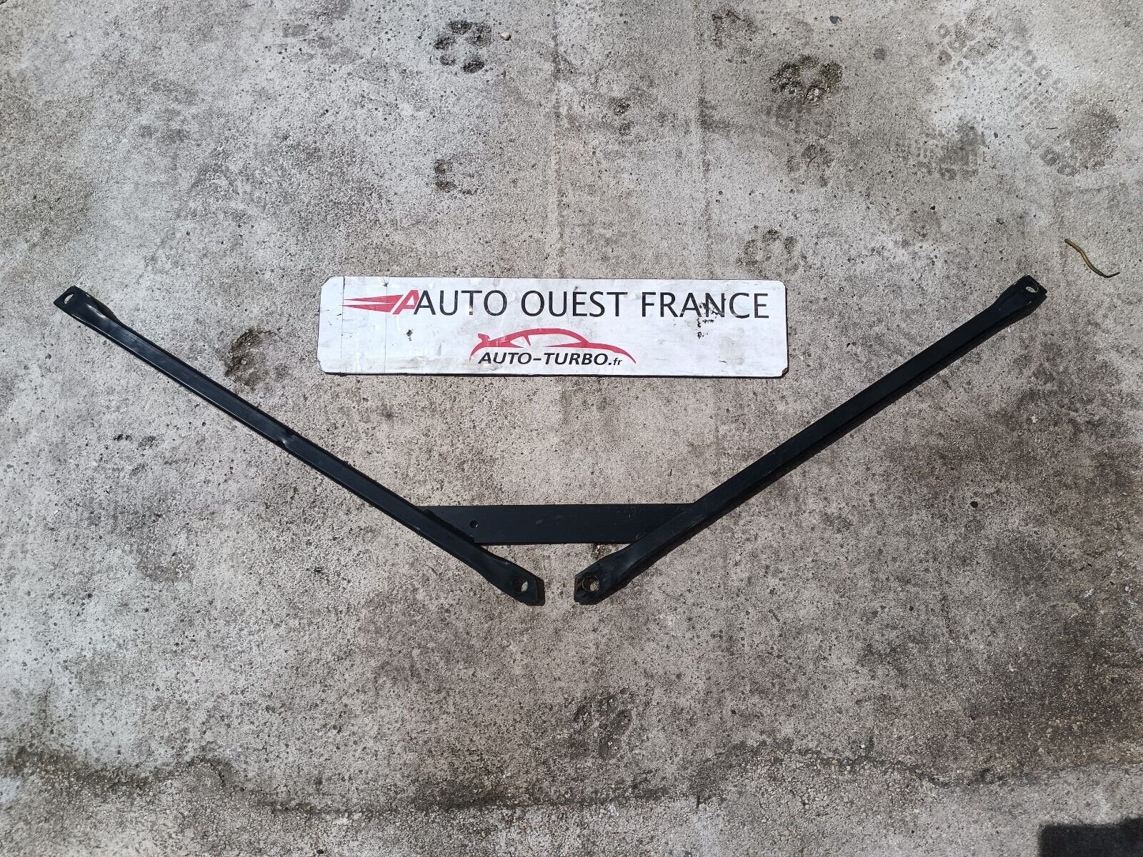 SUPPORT DE JAMBE DE FORCE DE L'ESSIEU BMW 328i GT F34 REFERENCE: 7378711