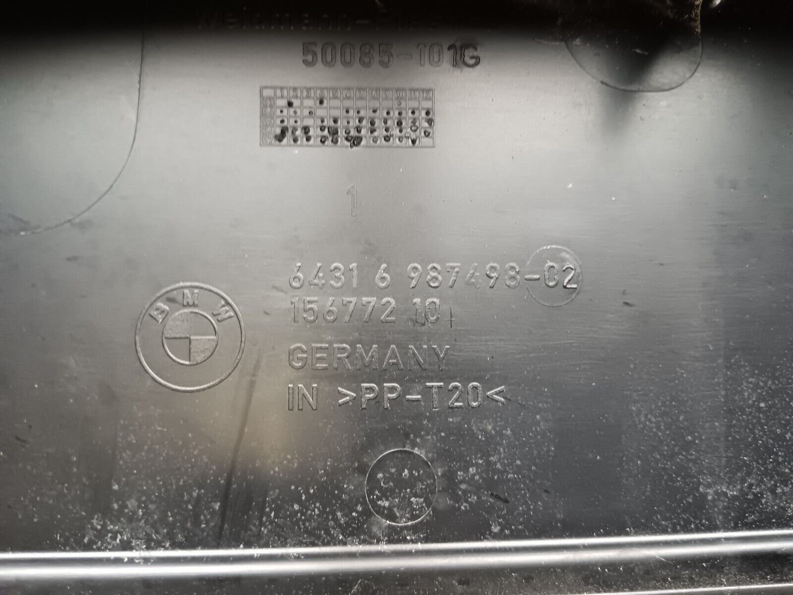 PLATEAU BOITIER FILTRE A AIR BMW 328 I 6987498-02